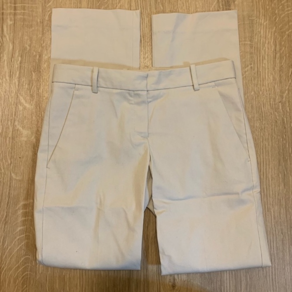 Theory beige cotton ankle stretch pants.